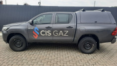 Keménytető / Felépítmény beszerelés a Toyota Hilux 2023-ra