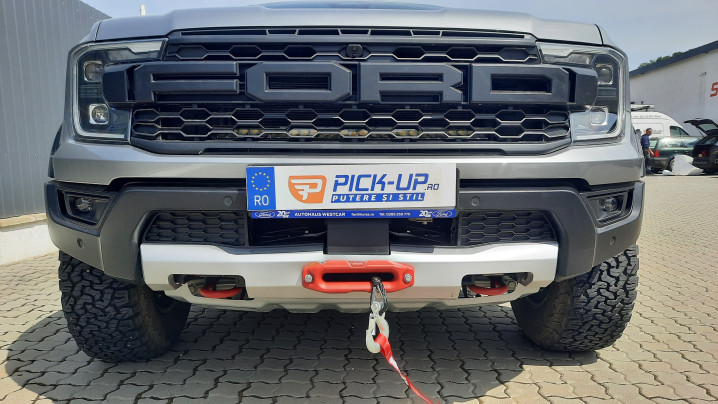 Winch, winch plate, skid plate, spot lights installed on Ford Ranger Raptor 2023
