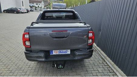 Montare Laderaumauskleidung, rulou, rollbar, Querträger, defl. geam pe Toyota Hilux GR Sport