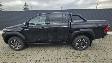 Montare Laderaumauskleidung, rulou bena, bullbar, prag lateral, Kotflügelschutz pe Toyota Hilux 2023