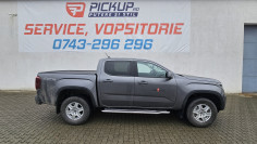 Montare Laderaumauskleidung, rulou bena und prag lateral pe Volkswagen Amarok 2023
