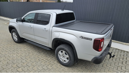 A bukócső és az oldalküszöb felszerelése a Volkswagen Amarok 2023-ra