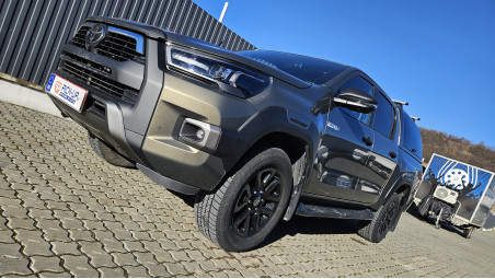 Montare hardtop pe Toyota Hilux 2022