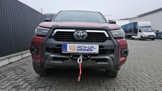 Tonneau cover, winch, winch plate, skid plate installed on Toyota Hilux 2023 2