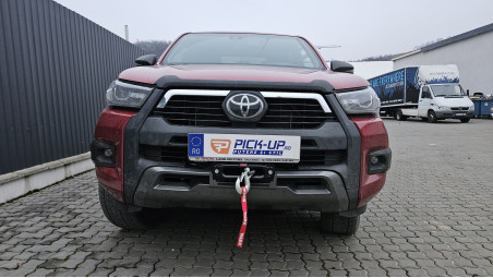 Montare inchidere de bena tip capac, troliu und suport troliu, smitt motor pe Toyota Hilux 2023