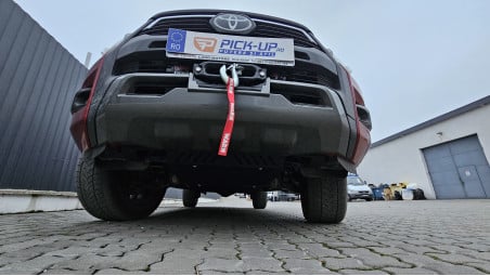 Montare inchidere de bena tip capac, troliu si suport troliu, scut motor pe Toyota Hilux 2023