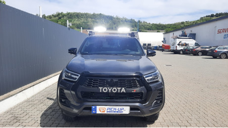 Cross Bars, sport lights installed on Toyota Hilux 2023