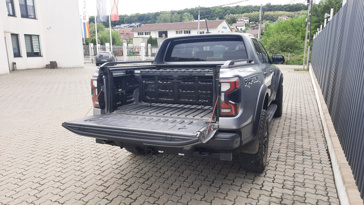 Montare separator bena pe Ford Ranger Raptor 2023
