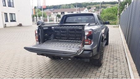 Bed Divider installed on Ford Ranger Raptor 2023