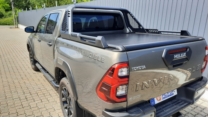 Montare rulou de bena si rollbar pe Toyota Hilux 2023