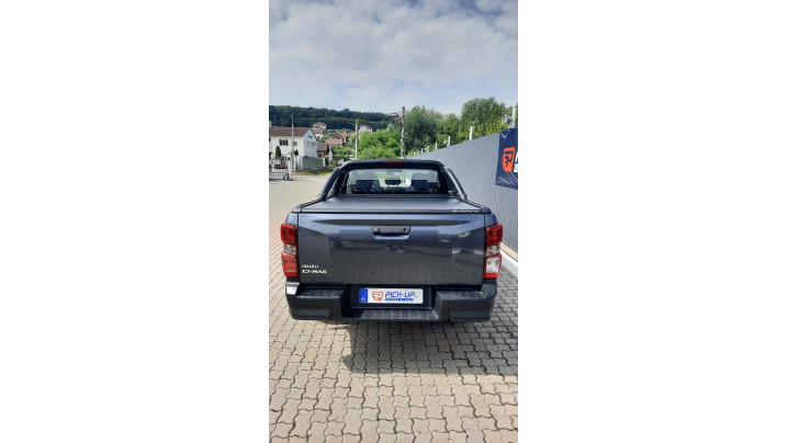 Montare rulou de bena und rollbar pe Isuzu D-Max 2023