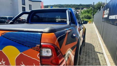 Roll cover, rollbar installed on Toyota Hilux 2020
