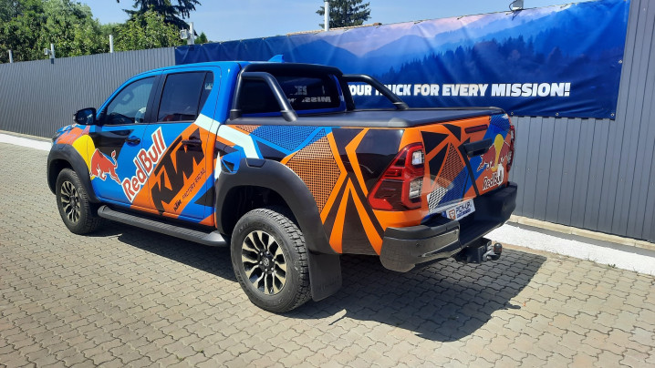 Montare rulou de bena und rollbar pe Toyota Hilux 2020