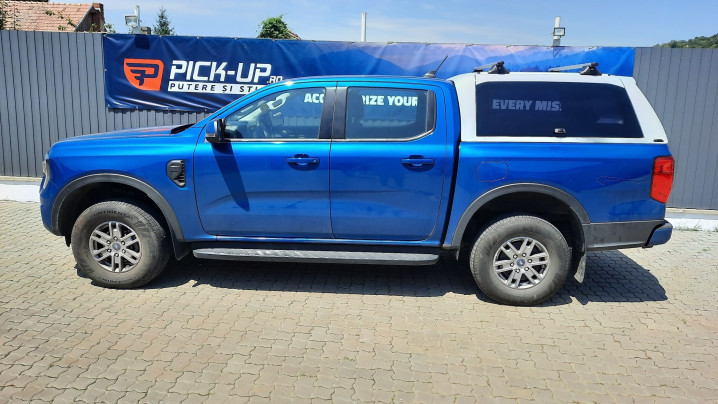 Canopy installed on Ford Ranger 2014