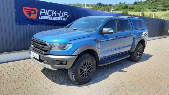 Keménytetős telepítés a 2021-es Ford Ranger Raptorra