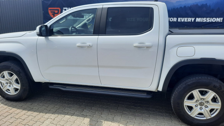 Volkswagen Amarok 2023 bukócső szerelés