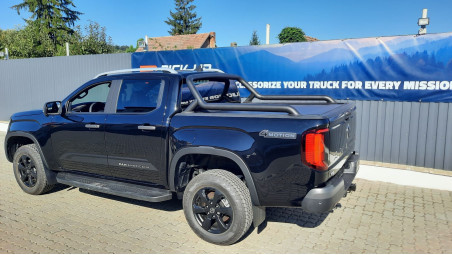 Volkswagen Amarok 2023 bukócső szerelés