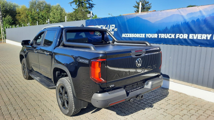 Volkswagen Amarok 2023 bukócső szerelés