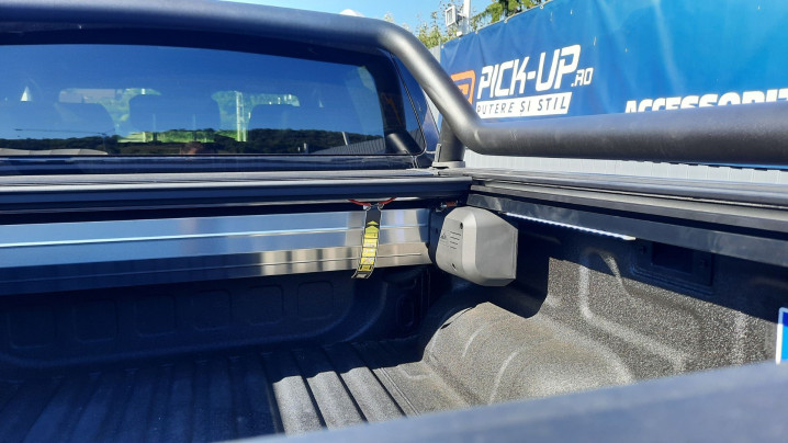 Volkswagen Amarok 2023 bukócső szerelés