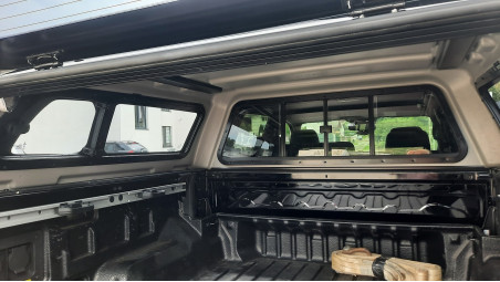 Canopy installed on Ford Ranger 2024