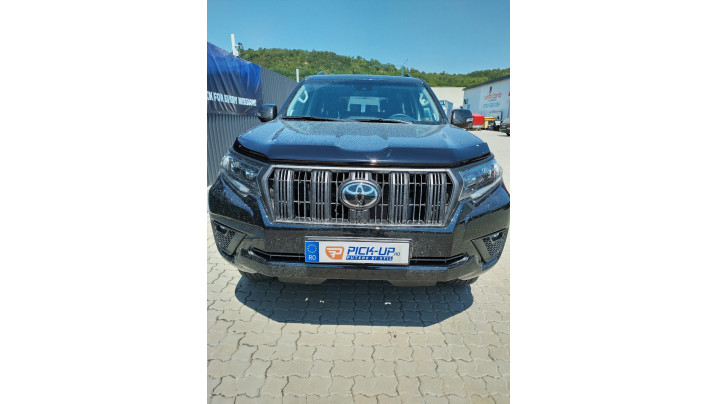 Montare deflector geam und capota pe Toyota Land Cruiser 2018