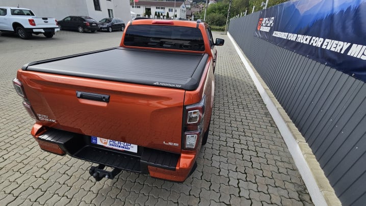 Montare rulou de bena pe Isuzu D-Max 2020