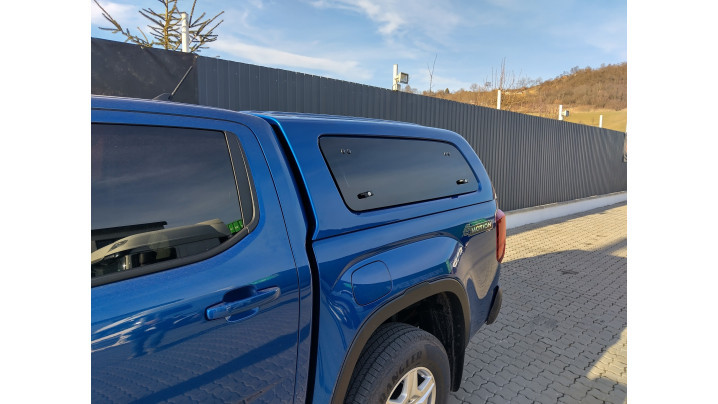 Montare hardtop, capitonaj, prag, aundstenta oblon pe Volkswagen Amarok 2024