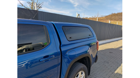 Montare hardtop, capitonaj, prag, aundstenta oblon pe Volkswagen Amarok 2024