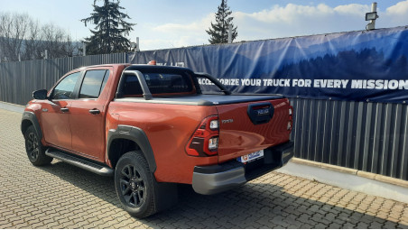 Montare rulou de bena und rollbar pe Toyota Hilux 2020