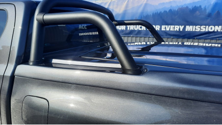Montare inchidere bena tip capac cu rollbar inclus si capitonaj bena pe Toyota Hilux 2023