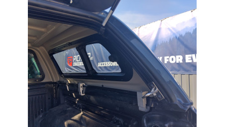 Canopy installed in Volkswagen Amarok 2024