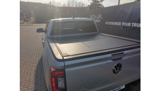 Lökhárítógörgő, lökhárító párnázás és oldalküszöb beszerelése a Volkswagen Amarok 2024-re 2
