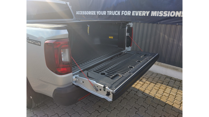 Montare rulou de bena , Laderaumauskleidung und prag lateral pe Volkswagen Amarok 2024