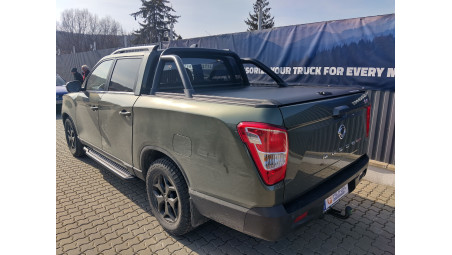 Roll Cover, rollbar, bullbar, towing hook installed on SSang Yong Musso Grand