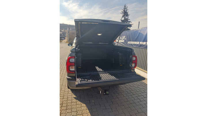 TOYOTA HILUX 2015+, 2025. március 7