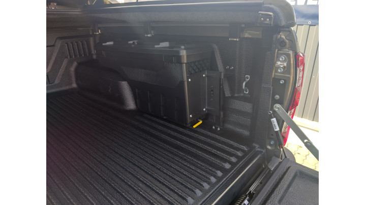 TOYOTA HILUX 2015+, 2025. március 7