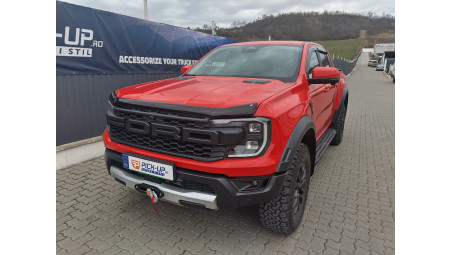 Winch, winch plate, window visors, hood guard installed on Ranger Raptor 2022
