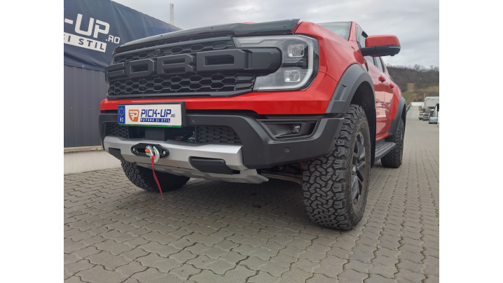Winch, winch plate, window visors, hood guard installed on Ranger Raptor 2022