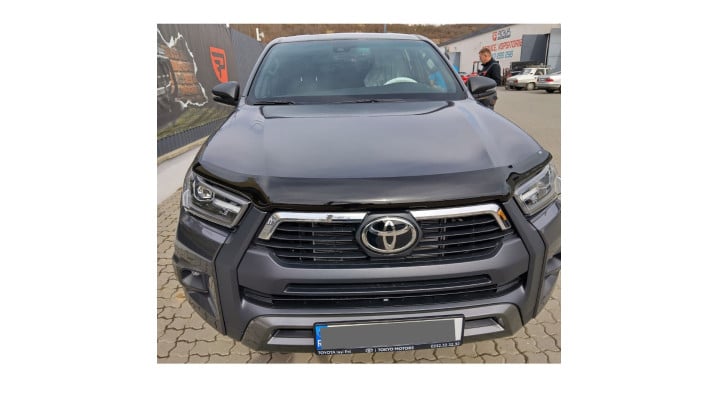Keménytetős beszerelés, csomagtartó burkolat, vonóhorog Toyota Hilux 2024-re
