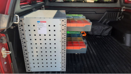 Montare dulap de sertare cu sortare pe Toyota Hilux 2021