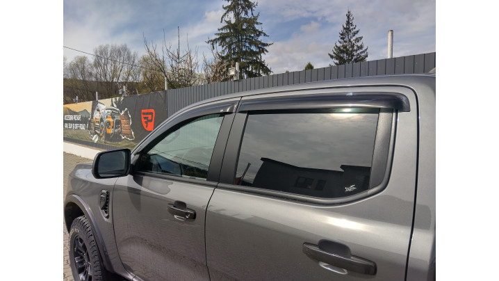 Montare capcac de bena, deflector geam, cheder etansare oblon pe Ford Ranger 2023