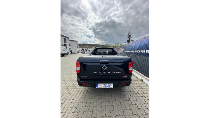 Bukócső és bukócső felszerelése a Ssang Yong Musso Grand 2024-en