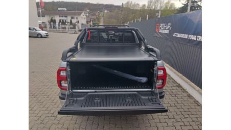 Montare capitonaj, troliu, suport troliu, rollbar, protectie margine bena pe Toyota Hilux 2022