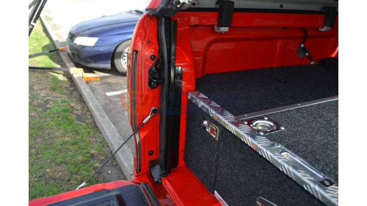 Cheder etansare oblon Isuzu D-Max 2024 AK DS