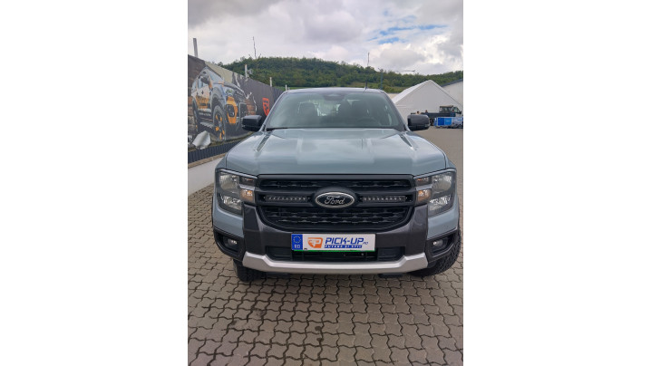 Montare deflector geam und reflectoare pe Ford Ranger 2022