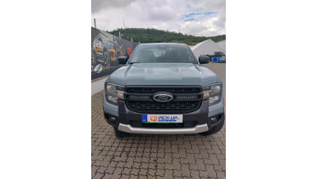 Ablakterelő és fényvisszaverők felszerelése a Ford Ranger 2022-re
