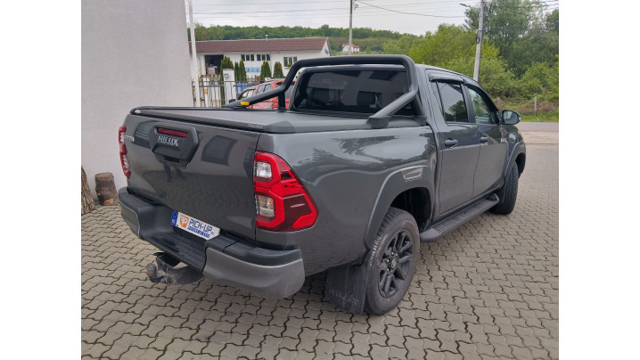 Montare rulou de bena und deflectoare geam pe Toyota Hilux 2020