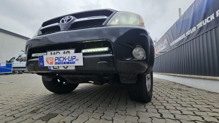 Montare reflectoare pe Toyota Hilux 2014