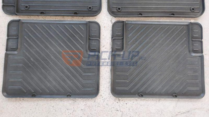 suzu D-Max 2012 PU CI interior mats