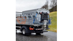 SALT SPREADER HIL 1600A 2